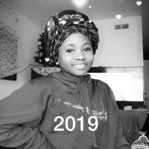 Meet your Posher, Lili